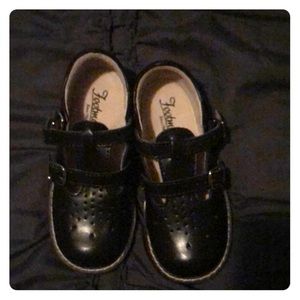 Little girls leather shoe